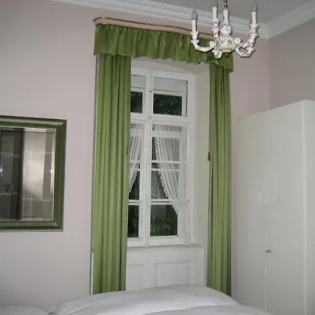 Martha Μπάντενβαϊλερ